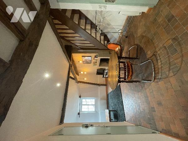 TOURS CENTRE - CHARME DE L’ANCIEN AU CŒUR DE LA VILLE
Situé rue du Grand Marché