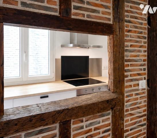 TOURS CENTRE - CHARME DE L’ANCIEN AU CŒUR DE LA VILLE
Situé rue du Grand Marché