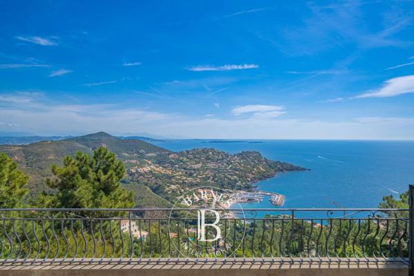 Théoule-sur-Mer, Villa 5 Chambres -  250 m² à vendre
