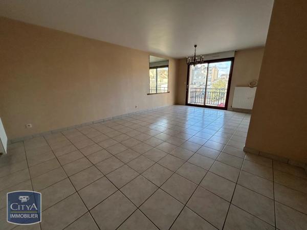 Appartement à louer 3 pièces 84m²