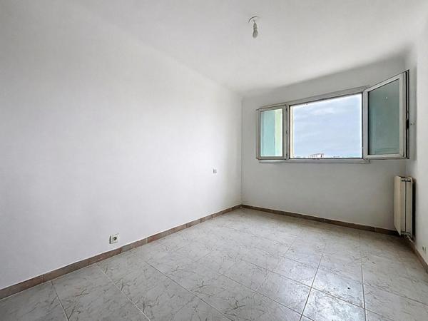 T3 avec garage et cave à fort potentiel !