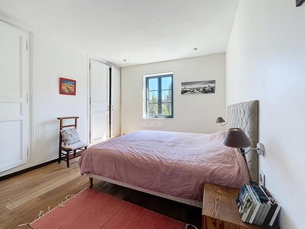 Centre-ville, 190m² - 6 chambres avec jardin