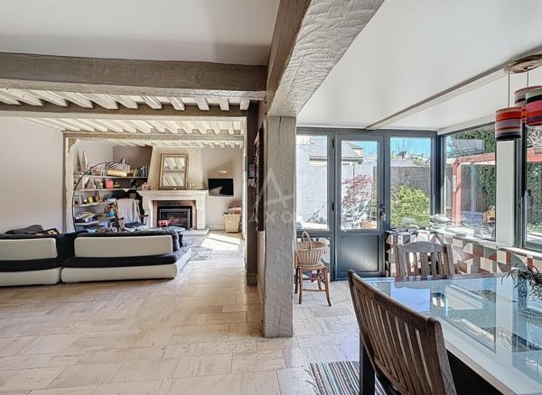 Centre-ville, 190m² - 6 chambres avec jardin