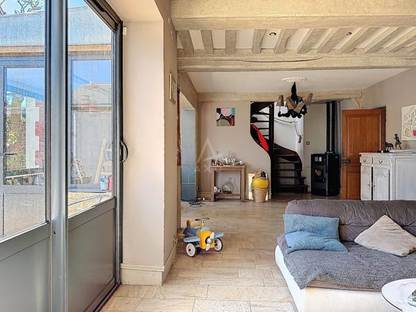Centre-ville, 190m² - 6 chambres avec jardin