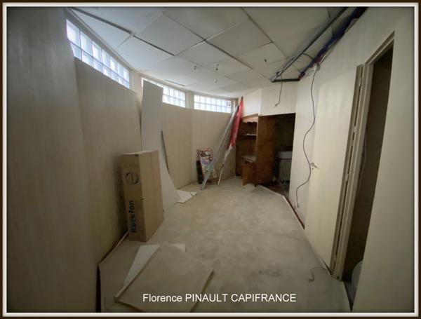 Local/bureau à vendre LOURDES (65)