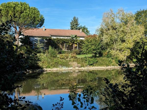 Villa huit chambres, propriété unique sur le marché