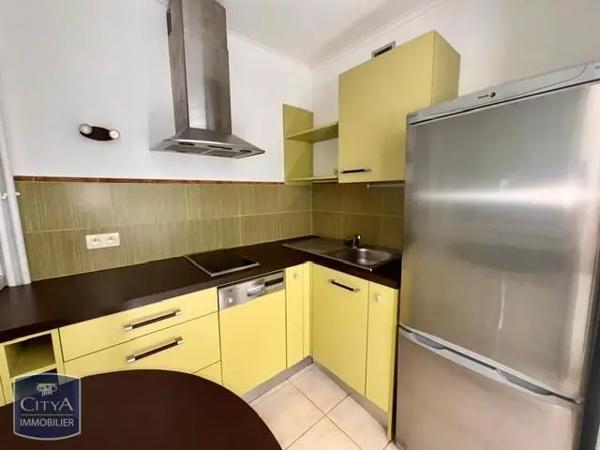 Appartement à louer 1 pièce 27.52m² Tours (37000)