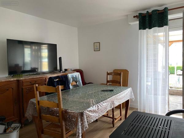 Maison à vendre à Molinet dans l'Allier (03510), ref : M-E-TI