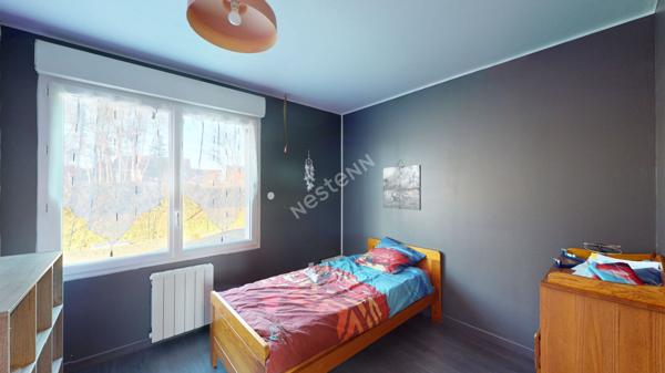 Maison familiale 226m2 avec piscine ? 6 chambres entre LONS-LE-SAUNIER et LOUHANS et ses 157 arcades à 3 minutes de l'autoroute A39