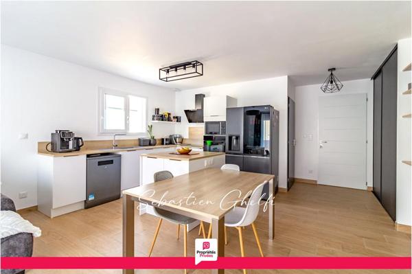 Contres-maison de plain-pied avec 4 chambres-garantie dommage ouvrage