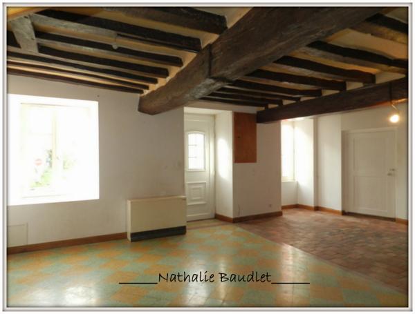 Saint-Georges-le-Fléchard (53480) Maison 5 pièces, cour, garage et terrain