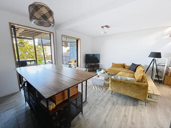 Maison avec vue mer et jardin - Les Avirons