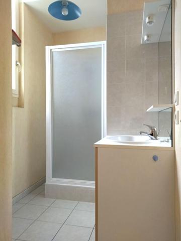 APPARTEMENT F3 à MAYENNE