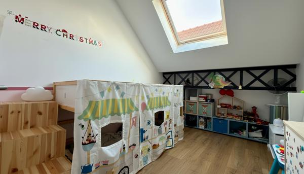 LOFT TRIPLEX 3 CHAMBRES + TERRASSE + 2 GARAGES – TOURCOING CENTRE