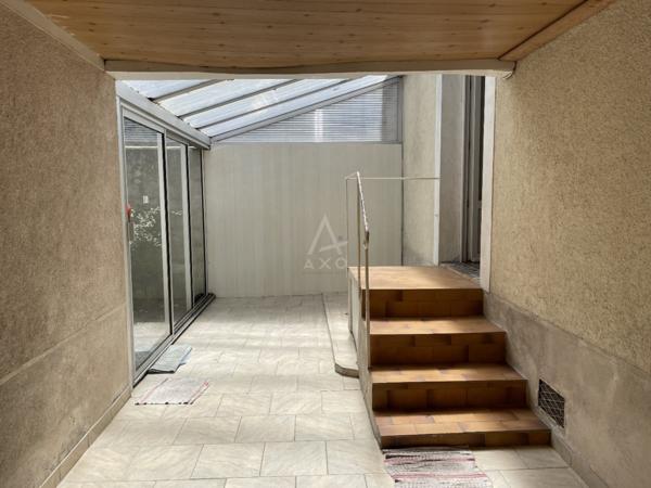 MAISON DE VILLE/ JARDIN/ GARAGE