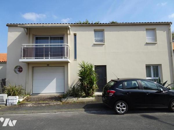 Maison 4 chambres à étage