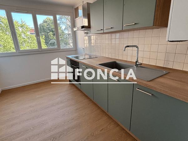 Location Appartement 4 pièces 73 m² - 8 RUE AUGUSTE RENOIR Pau 64000