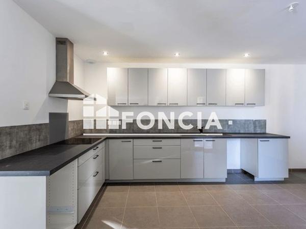 À vendre Maison 4 pièces 134.2 m² - Nîmes 30900