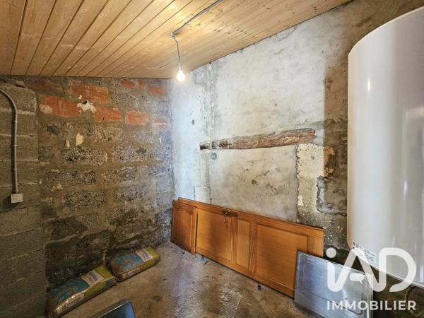 Maison à vendre 5 pièces 80 m² Saint-Jean-d'Angély