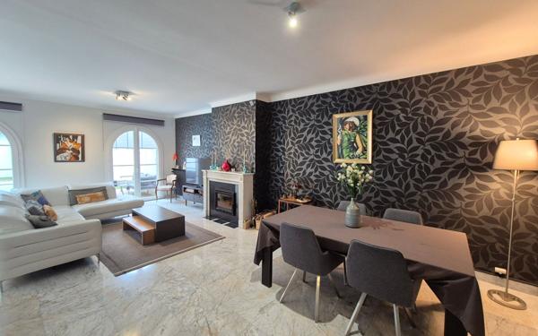 Maison à vendre    7 pièces •  Ygos-Saint-Saturnin