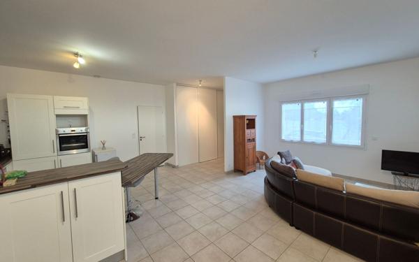 Maison à vendre    7 pièces •  Ygos-Saint-Saturnin