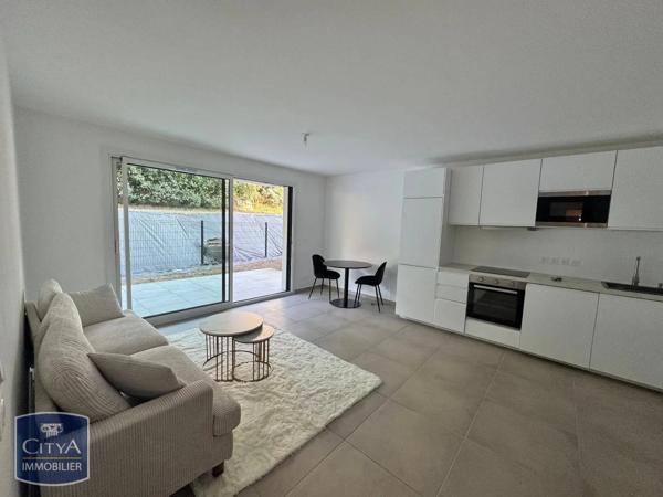 Appartement à louer 2 pièces 44.69m² Ornex (01210)