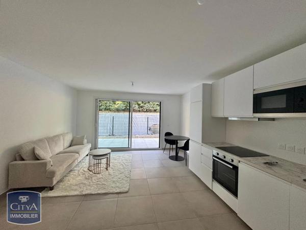 Appartement à louer 2 pièces 44.69m² Ornex (01210)