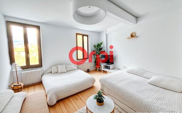 Maison à vendre    2 pièces •  Prades