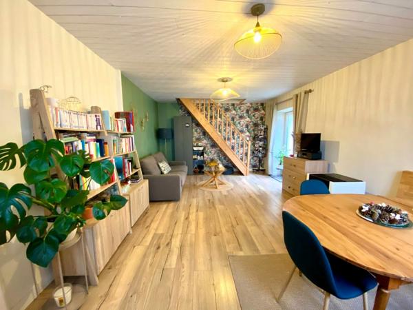MAISON DE CARACTÈRE RÉNOVÉE – 5 MINUTES DE LA ROCHELLE