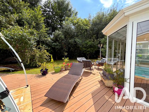 Maison à vendre 8 pièces 154 m² Mérignac
