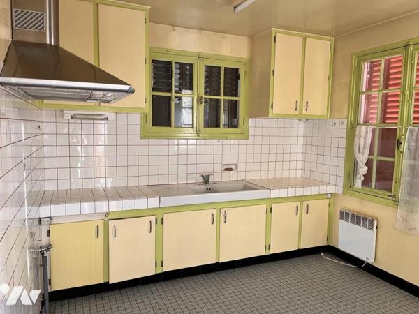 Maison à rénover sur sous-sol complet