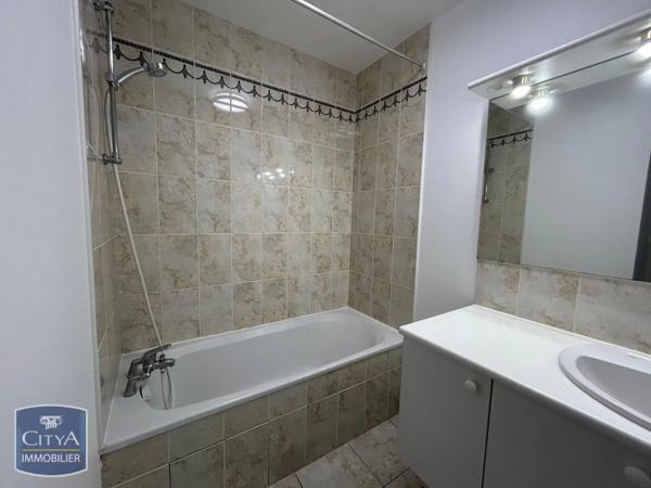 Appartement à louer 2 pièces 48.83m²