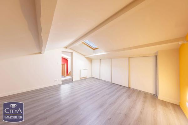 Immeuble à vendre 75.61m² Cébazat (63118)