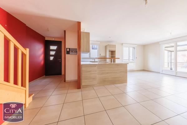 Immeuble à vendre 75.61m² Cébazat (63118)