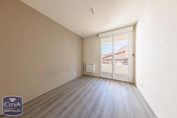 Immeuble à vendre 75.61m² Cébazat (63118)
