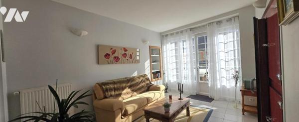 PORNIC CENTRE - Ville Haute. Maison 110 m². Potentiel 180 m².