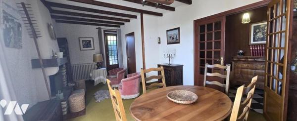 PORNIC CENTRE - Ville Haute. Maison 110 m². Potentiel 180 m².