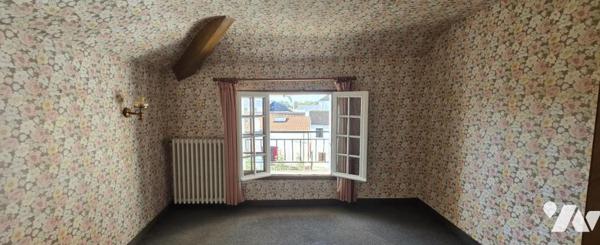 PORNIC CENTRE - Ville Haute. Maison 110 m². Potentiel 180 m².