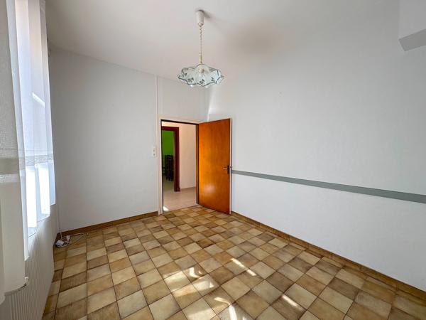 Maison à vendre 5 pièces 132m2 avec dépendances Proche de MONT DE MARSAN (40)