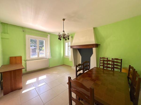 Maison à vendre 5 pièces 132m2 avec dépendances Proche de MONT DE MARSAN (40)