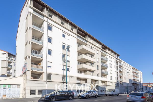 Vente
                Appartement63,28 m² - 3 Pièces -
                    CLERMONT FERRAND (63100)