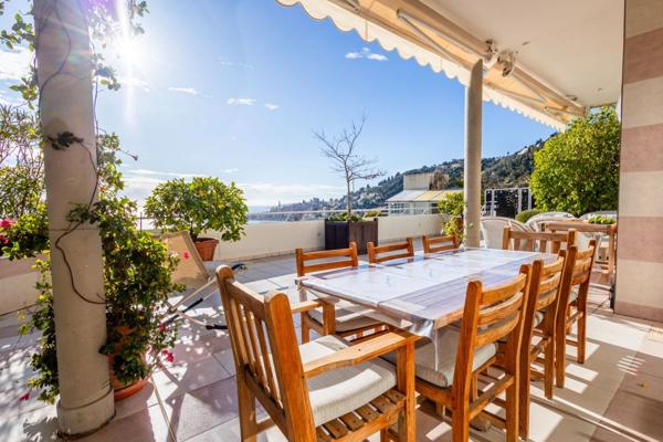 06500 - MENTON - VILLA DUPLEX - 5 PIECES - 140 m2 - GARAVAN - DERNIER ETAGE - VUE PANORAMIQUE MER - JARDIN - TERRASSES - PISCINE