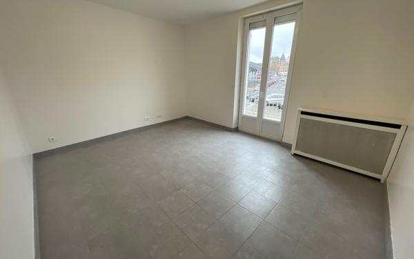 Appartement à louer    3 pièces • 76,15 m2 Coulommiers