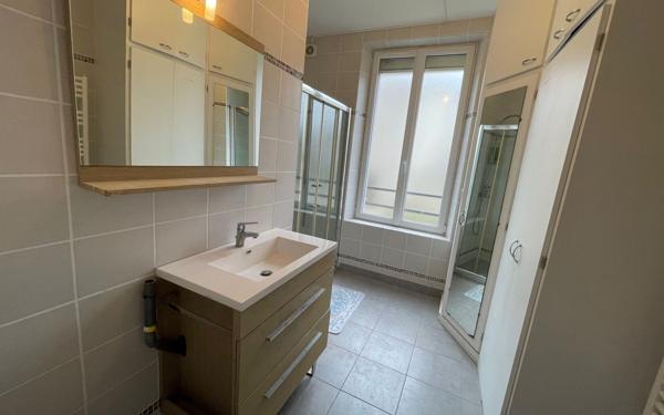 Appartement à louer    3 pièces • 76,15 m2 Coulommiers