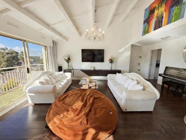 Saint-Raphaël centre appartement 3/4 pièces dernière étage