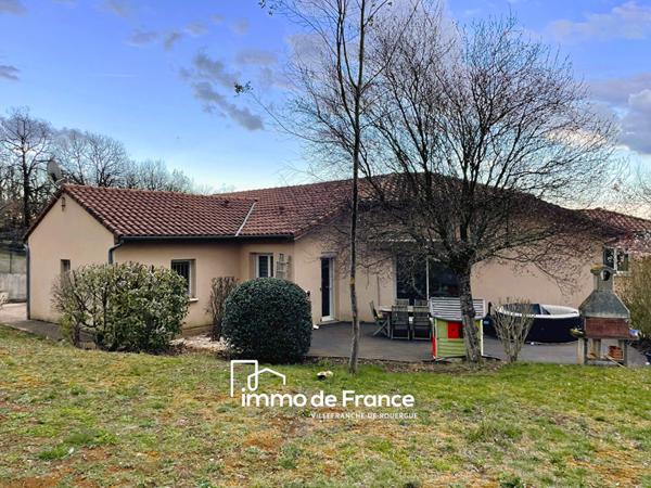 Pavillon de plain-pied de 155 m² avec dépendance et terrain clos