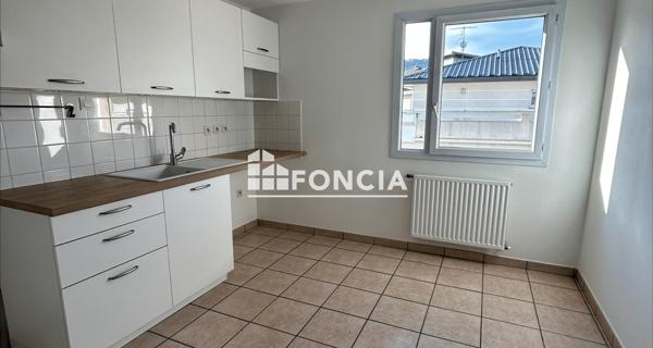 Location Appartement 5 pièces 102.42 m² - Annecy 74000