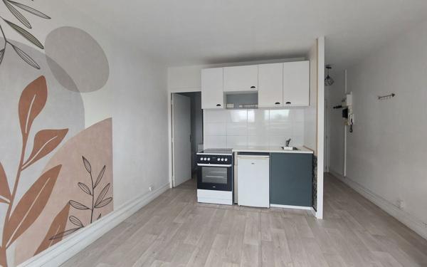 Appartement à vendre    1 pièce • 21,78 m2 Évreux