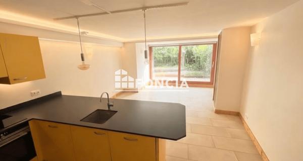 Location Appartement 2 pièces 47.31 m² - Talloires-montmin 74290