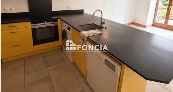 Location Appartement 2 pièces 47.31 m² - Talloires-montmin 74290